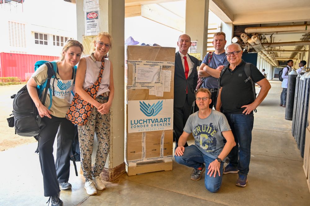 Reisverslag 2022: Levering en plaatsen van nieuwe bewakingsmonitoren